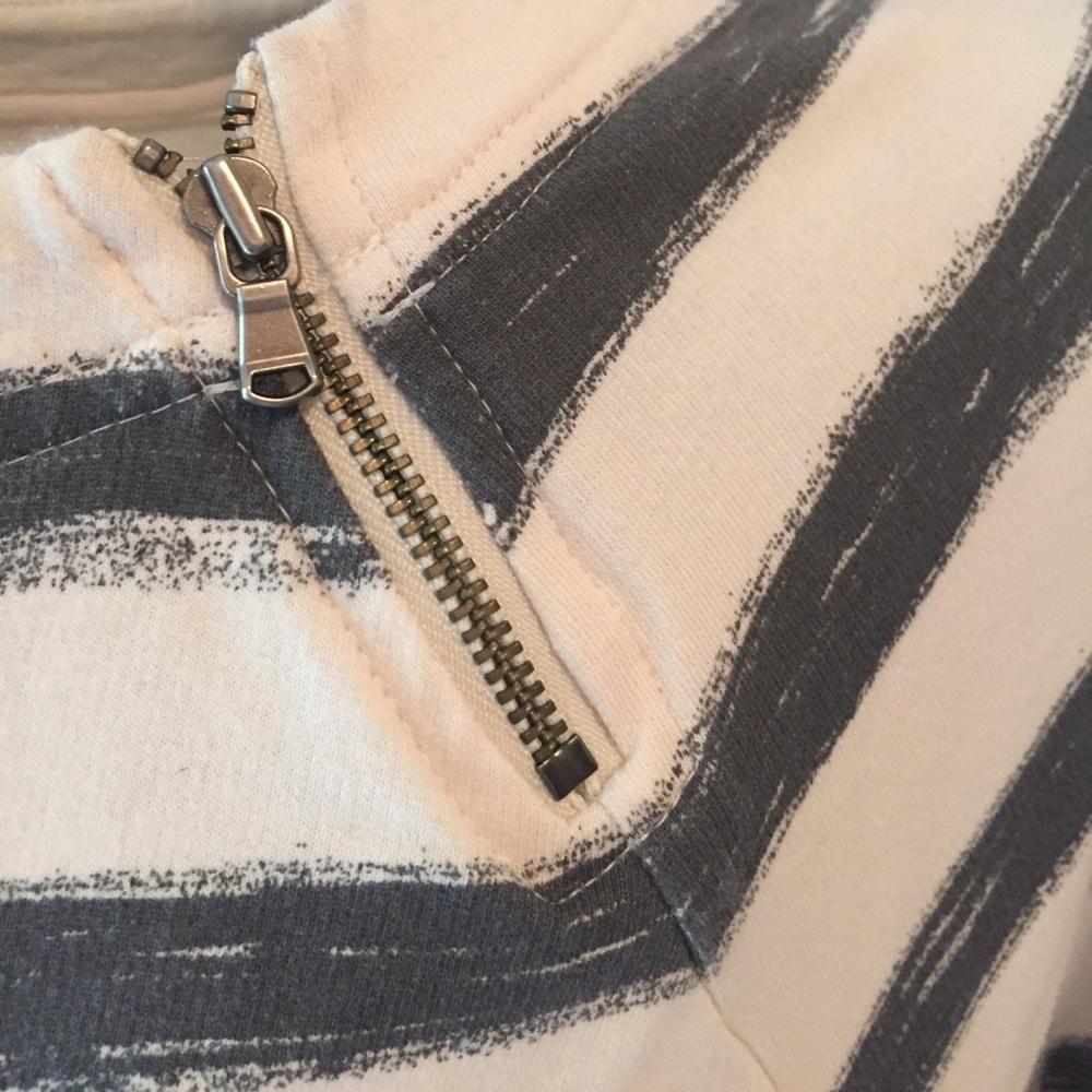 LOFT STRIPE DRESS - Picture 4 of 6